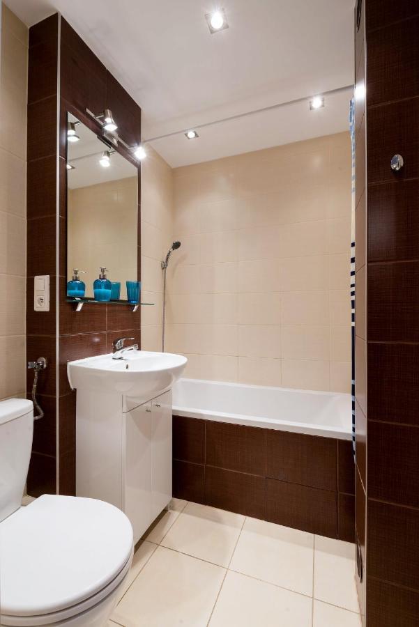 Jana Pawla II 20 A By Homeprime Warsaw Luaran gambar